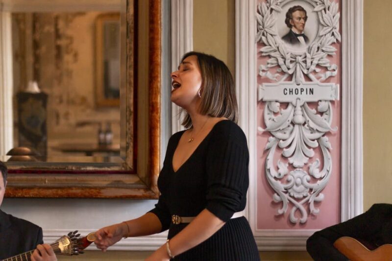 Porto: Fado Concert in one of Porto's most beautiful houses! - Key Points
