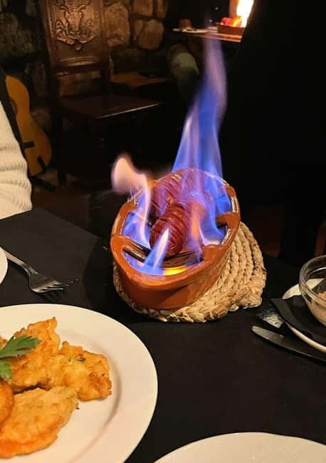 Porto: Fado Show with Dinner and City Tour by Night - The Heart of the Experience: Food, Wine, and Fado  