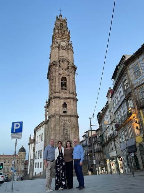 Porto: Fado Show with Dinner and City Tour by Night - FAQ  