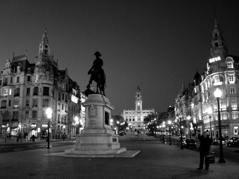 Porto: Fado Show with Dinner in a Traditional Fado House - Who Would Love This Experience?