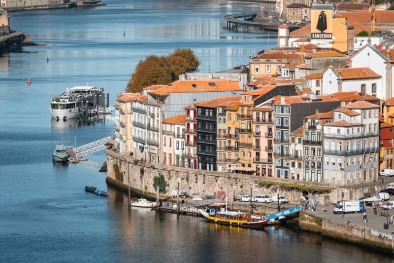 Porto: Flexible Walking Tour in Historic Center - Key Points