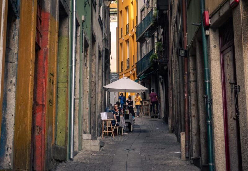 Porto: Flexible Walking Tour in Medieval Area - FAQ