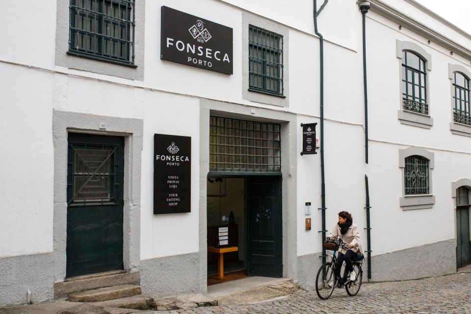 Porto: Fonseca Cellar Tour + WOW Museum Pack - WOW Cultural District