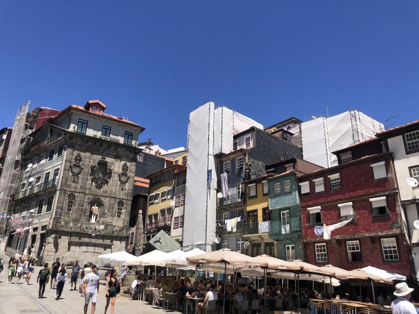 Porto: Food & Culture Walking Tour - Visiting Traditional Taverns