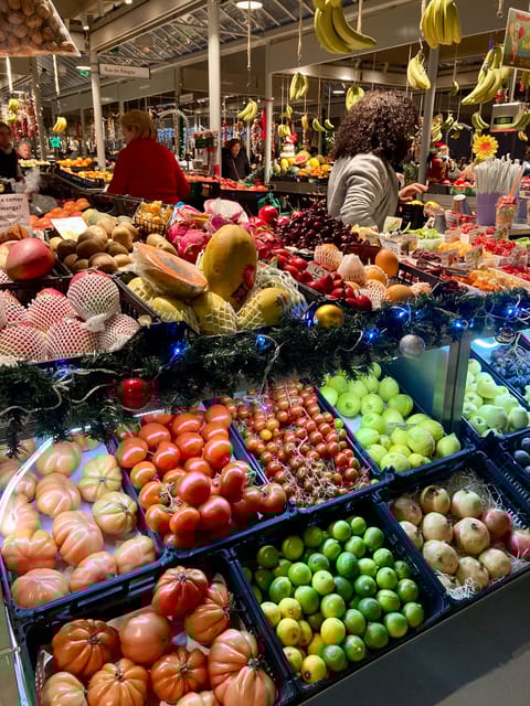 Porto food, wine and culture walking tour - max 8 pax - Who Should Consider This Tour?