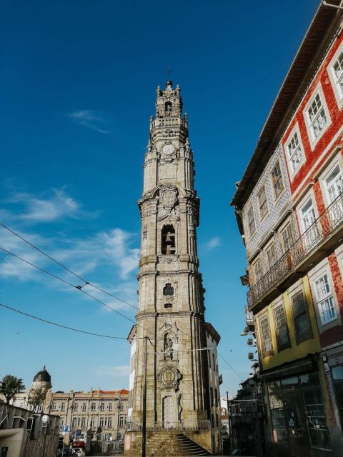 PORTO: FULL-DAY TOUR OF PORTO IN A MERCEDES V-CLASS EXTENDED LONG VERSION - Iconic Landmarks and Monuments