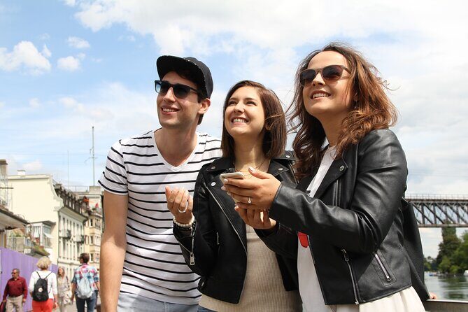 Porto (Gaia) Scavenger Hunt and Sights Self-Guided Tour - What to Expect During the Tour