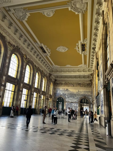 Porto: Guided City Highlights Walking Tour - FAQ