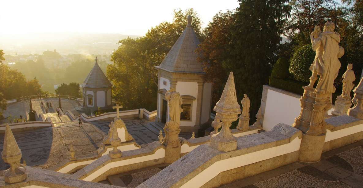 Porto: Guimarães & Braga Tour With Entry Tickets and Lunch - Included in the Tour