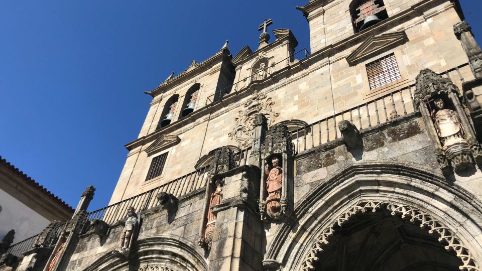 Porto: Guimarães & Braga Tour With Entry Tickets and Lunch - Pilgrimage to Bom Jesus Sanctuary