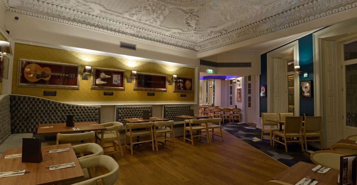 Porto: Hard Rock Cafe Skip-The-Line With Set Menu - Key Points