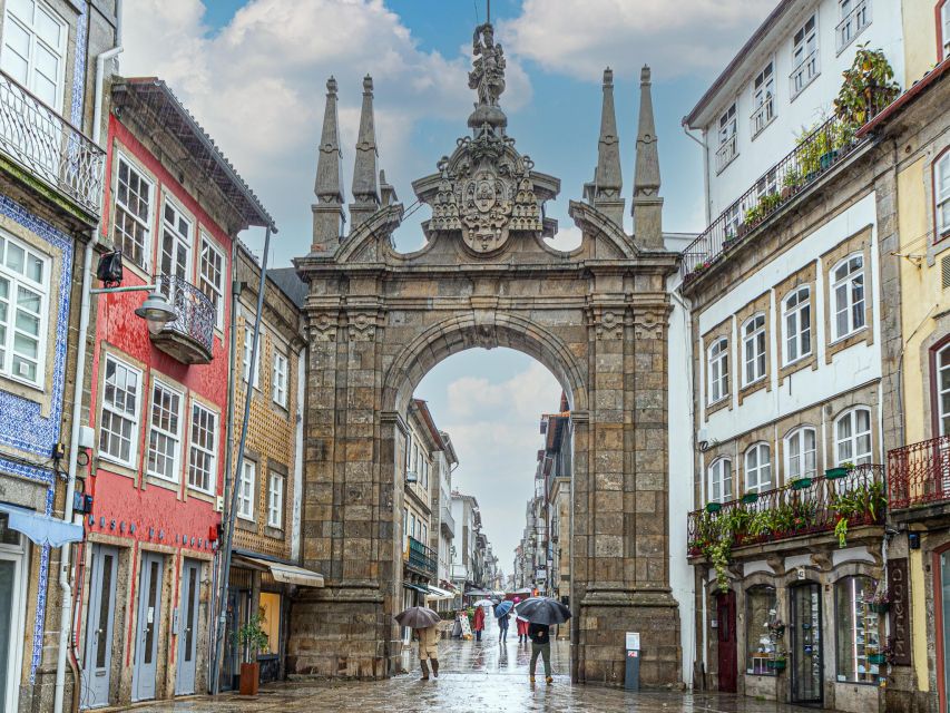 Porto: Hidden Charms, Guimarães & Braga Day Tour - Overall Rating