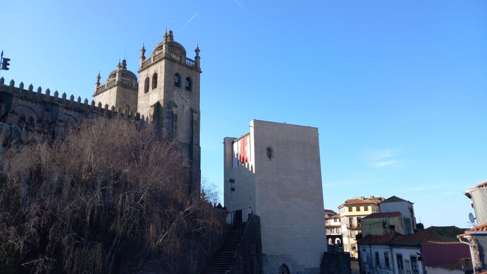Porto Historic Centre: Private Walking Tour & Cathedral - Key Points