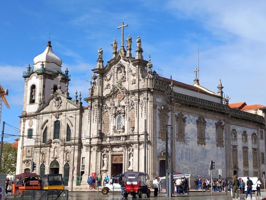 Porto Historic Centre: Private Walking Tour & Cathedral - Ribeira District Exploration