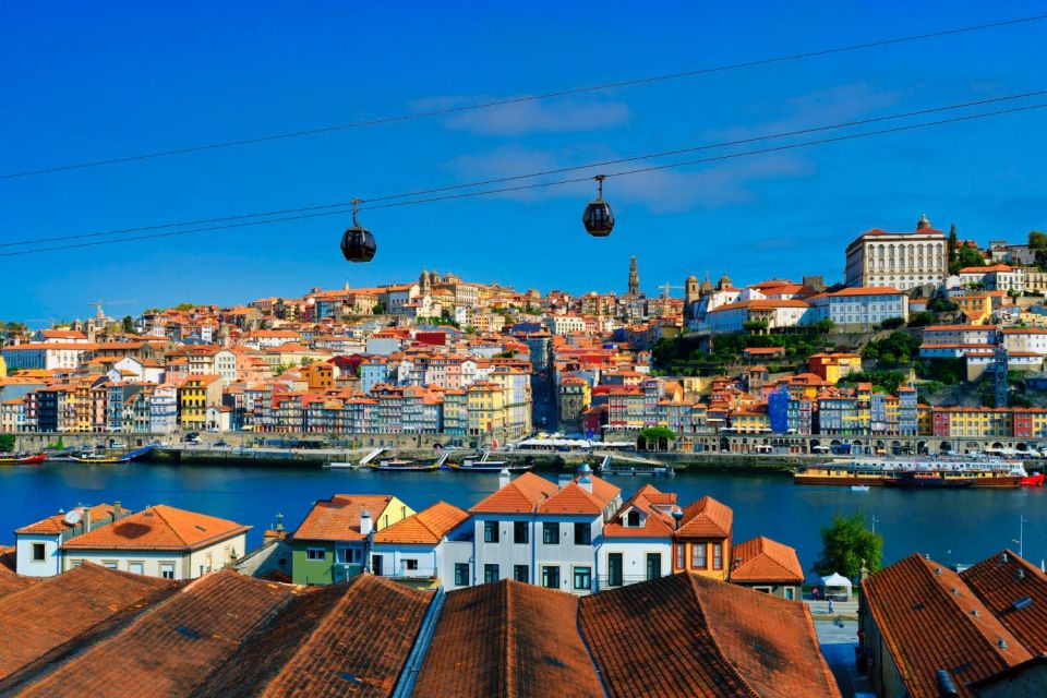 Porto: Insta-Perfect Walk With a Local - Key Points
