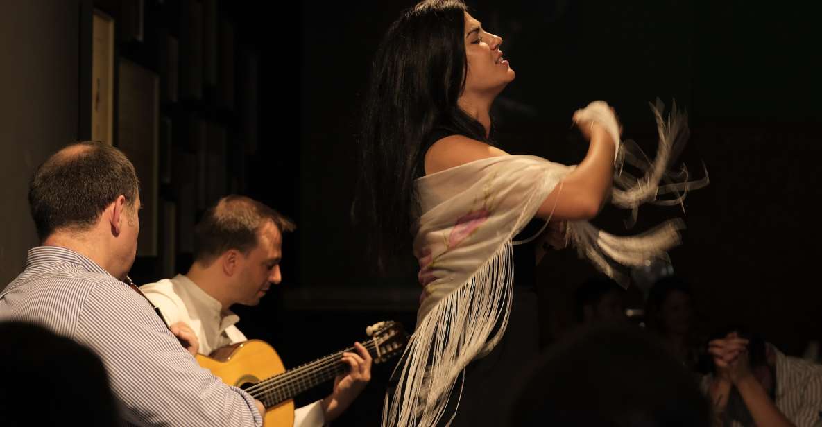 Porto: Intimate Fado Concert Ticket With a Glass of Wine - Concert Program Highlights