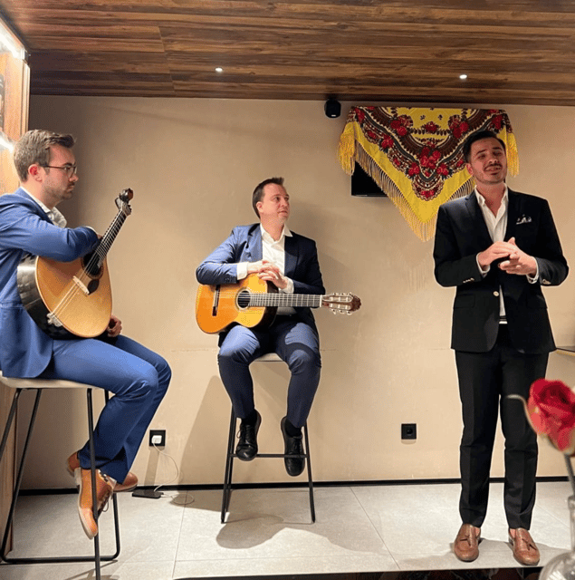 Porto: Live Fado and Wine Tasting Tour - Exploring Porto’s Heart: The Itinerary in Detail