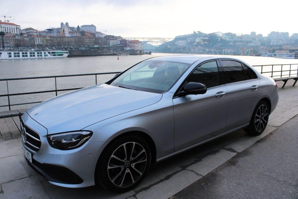 Porto: Luxury Sedan Car Transfer to Lisbon. - Driver Capabilities