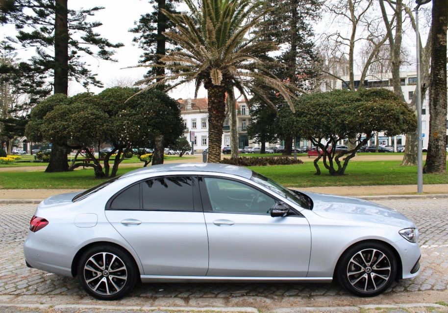 Porto: Luxury Sedan Car Transfer to Lisbon. - Included in the Transfer