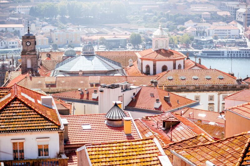 Porto "Old Town" Walking Tour (small groups) - Key Points