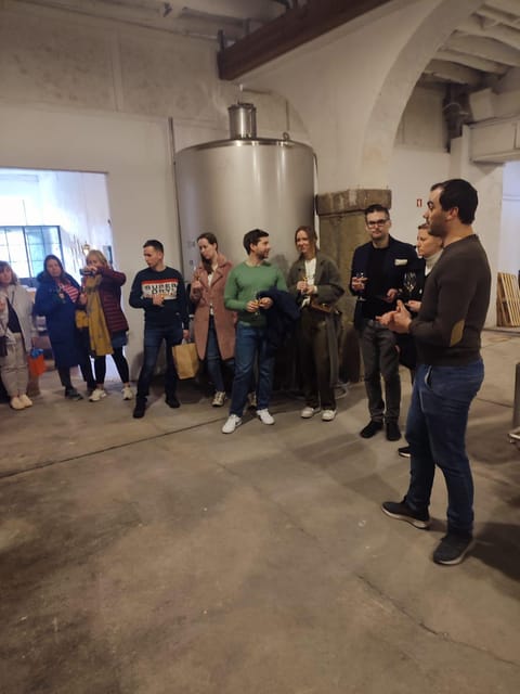 Porto: Port and Douro Wine Walking Tour with Tastings - Key Points