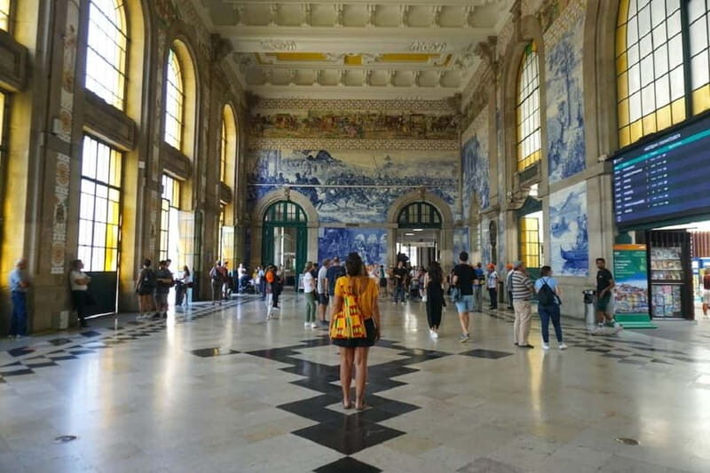 Porto: Private Historic Center Walking Tour with Degustation - Frequently Asked Questions