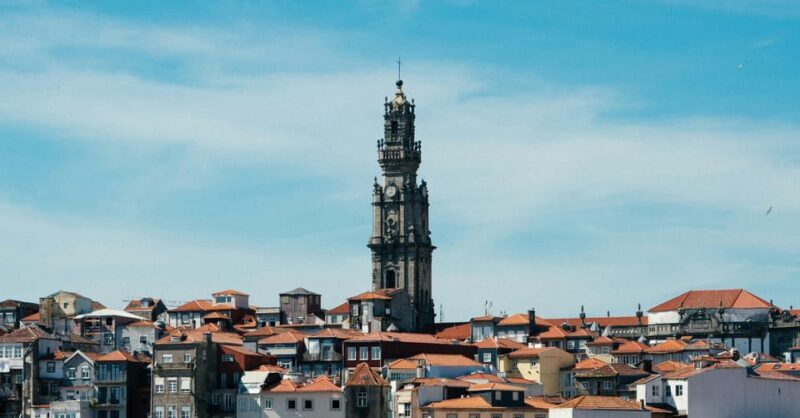 Porto: Private Historical Walking Tour with Local Guide - Key Points