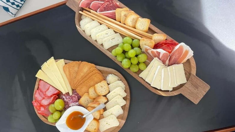 Porto: Private Yacth Cruise with Wine, Snacks & 6 Bridges - Key Points