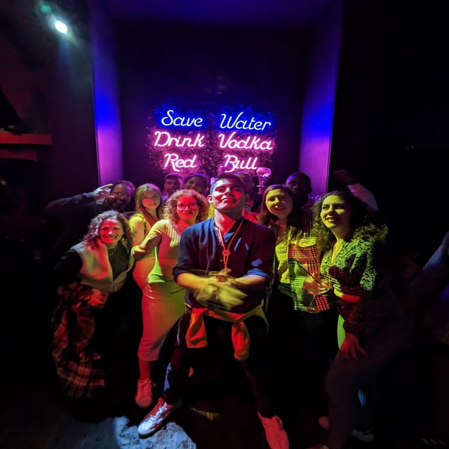 Porto: Pub Crawl with 7 Drinks, Games, and VIP Club Entry - Key Points