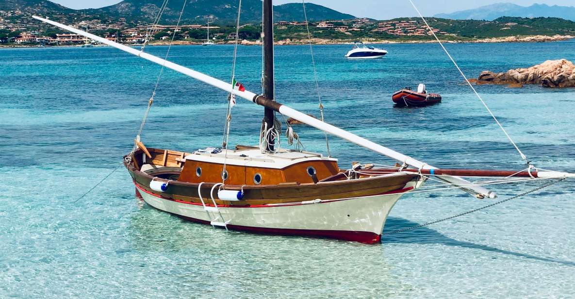 Porto San Paolo: Tavolara & Molara Vintage Cruise With Lunch - Key Points