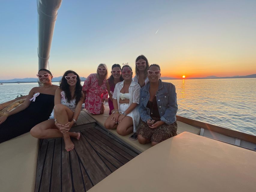 Porto San Paolo: Vintage Cruise Sunset Aperitif to Tavolara - Sightseeing Cruise