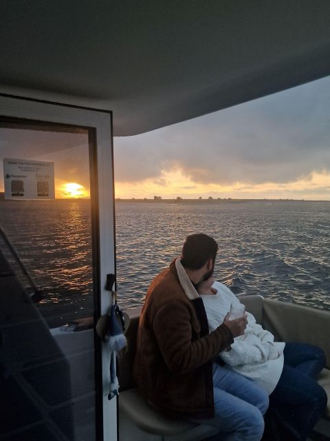 Porto: Sunset Boat Trip With Welcome Drink - Inclusions