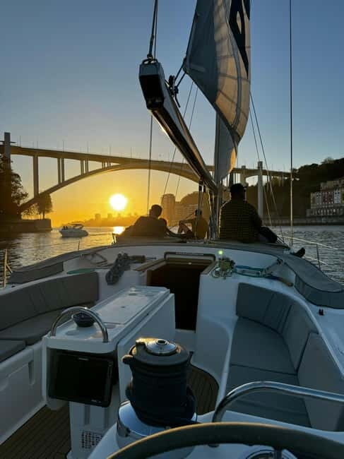 Porto: Sunset Douro River Boat Cruise with Port Wine - Key Points