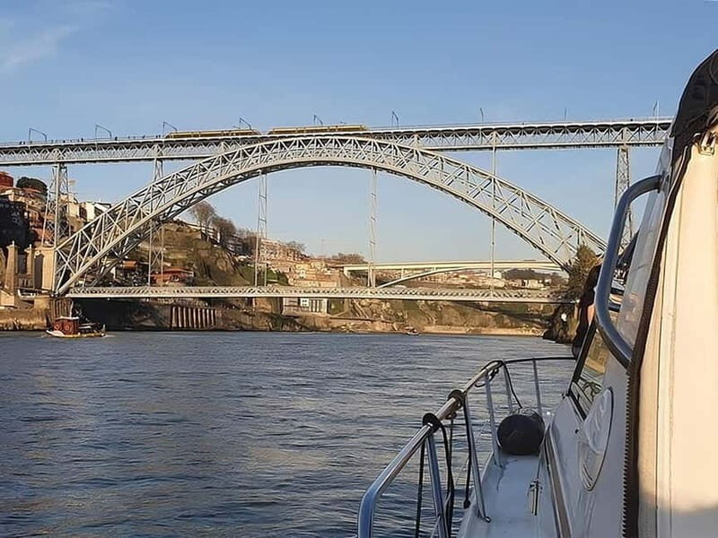 Porto: Sunset or Daytime Yacht Cruise with Welcome drink - Why This Cruise Offers Good Value