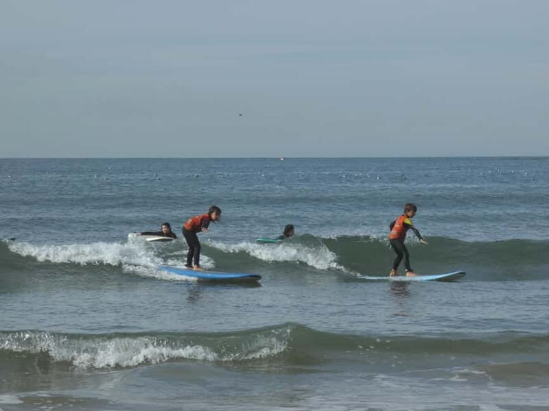Porto: Surf Lesson in a small group - Introduction to the Experience