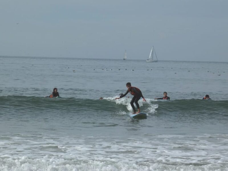 Porto: Surf Lesson in a small group - The Sum Up
