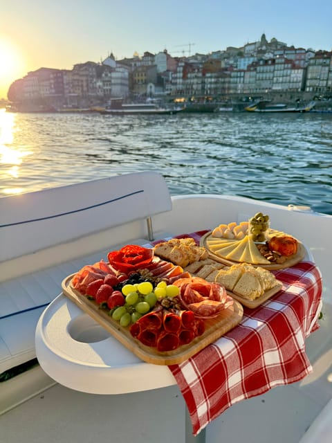 Porto TASTING Boat Tour: Bridges, River Mouth, Wine & Food - An In-Depth Look at the Porto TASTING Boat Tour