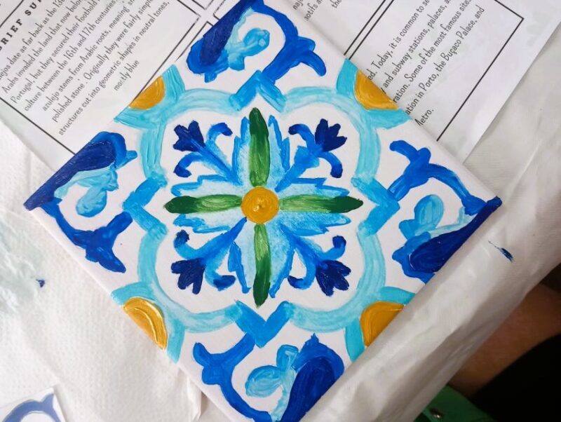 Porto: Tile Painting and Cocktails in Downtown Porto - The Painting Experience