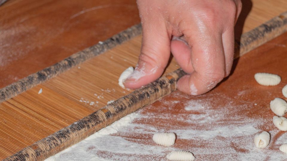 Porto Torres: Sardinian Fresh Pasta Cooking Class - Dietary Restrictions and Policies