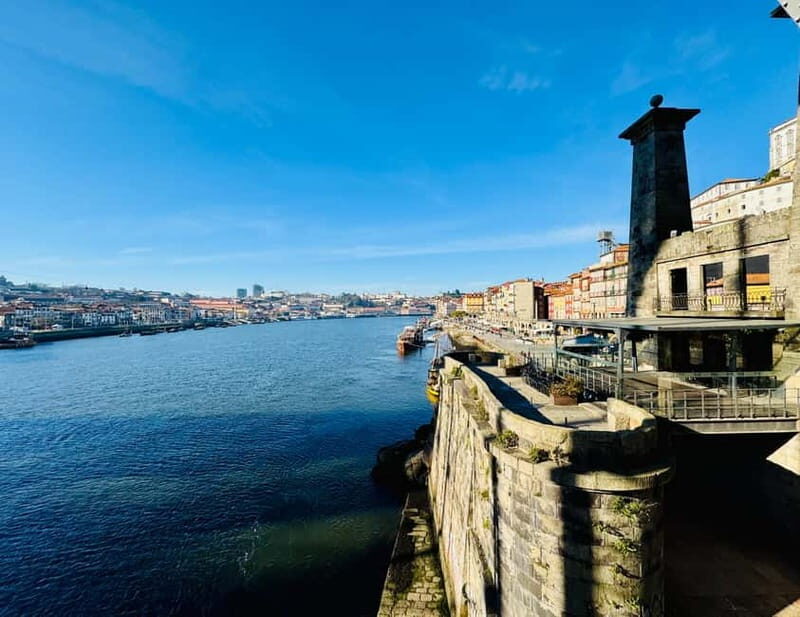 Porto: Walking Tour of Douro's 2 Riversides w/ Wine Tasting - Port Wine Tasting: The Grand Finale