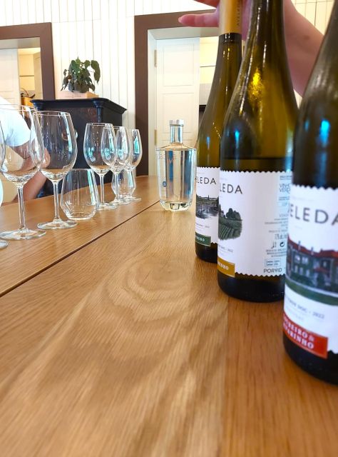 Porto: Wine Tastings (Green Wine) & Traditional Lunch - Joining Instructions