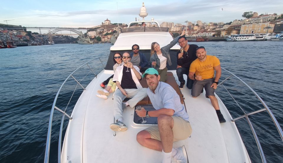 Porto:Douro River 6 Bridges Tour Amazing Yatch With Cocktail - Meeting Point and Directions