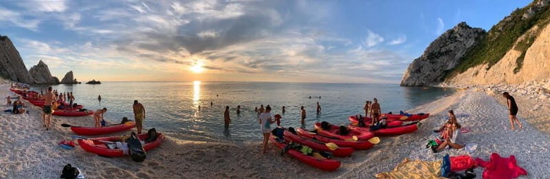 Portonovo: Sunrise Canoe Tour with Breakfast - Key Points