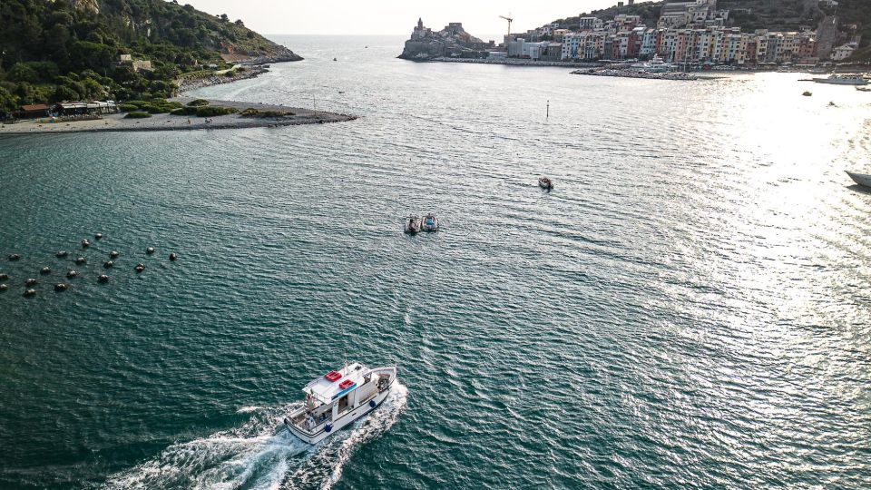 Portovenere: Palmaria, Tino, Tinetto Boat Trip With Lunch - Flexible Cancellation Policy