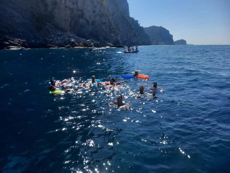 Portovenere:Gulf Poet & Islands private boat trip with meal - A Close Look at the Private Boat Experience in Liguria