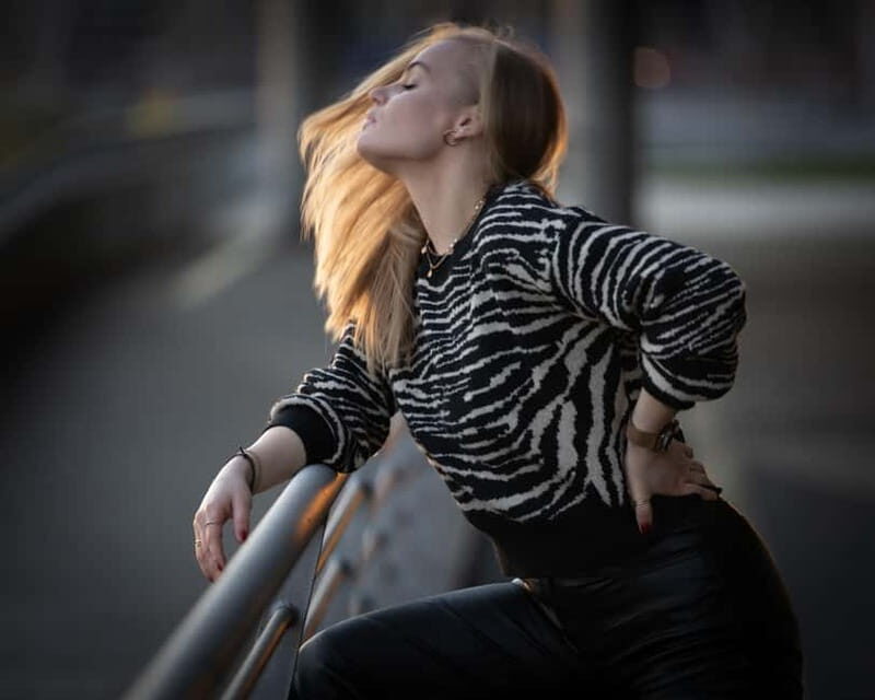Portrait shoot in Hamburg  your private walk with a professional photographer - The Sum Up
