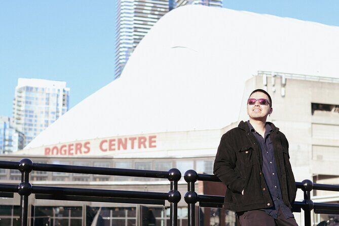 Portraits and Toronto - A photoshoot experience - The Value for Travelers