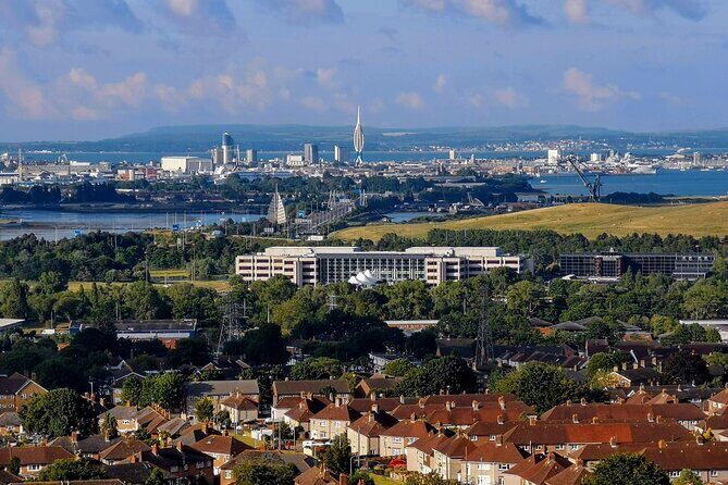 Portsmouth Tour App, Hidden Gems Game and Big Britain Quiz (1 Day Pass) UK - The Sum Up