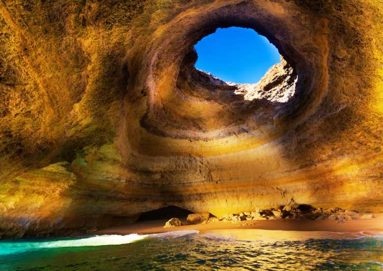 Portugal: Passeio 2 horas de Barco a Gruta de Benagil - Key Points  