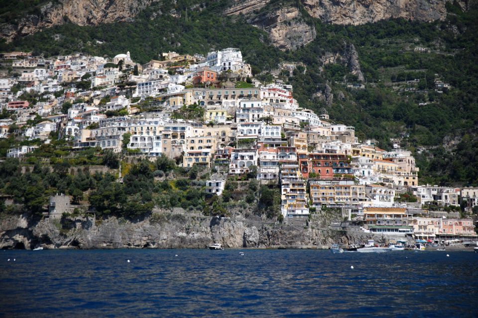 Positano: Amalfi Coast Boat Tour With Fishing Village Visit - Inclusions and Meeting Point